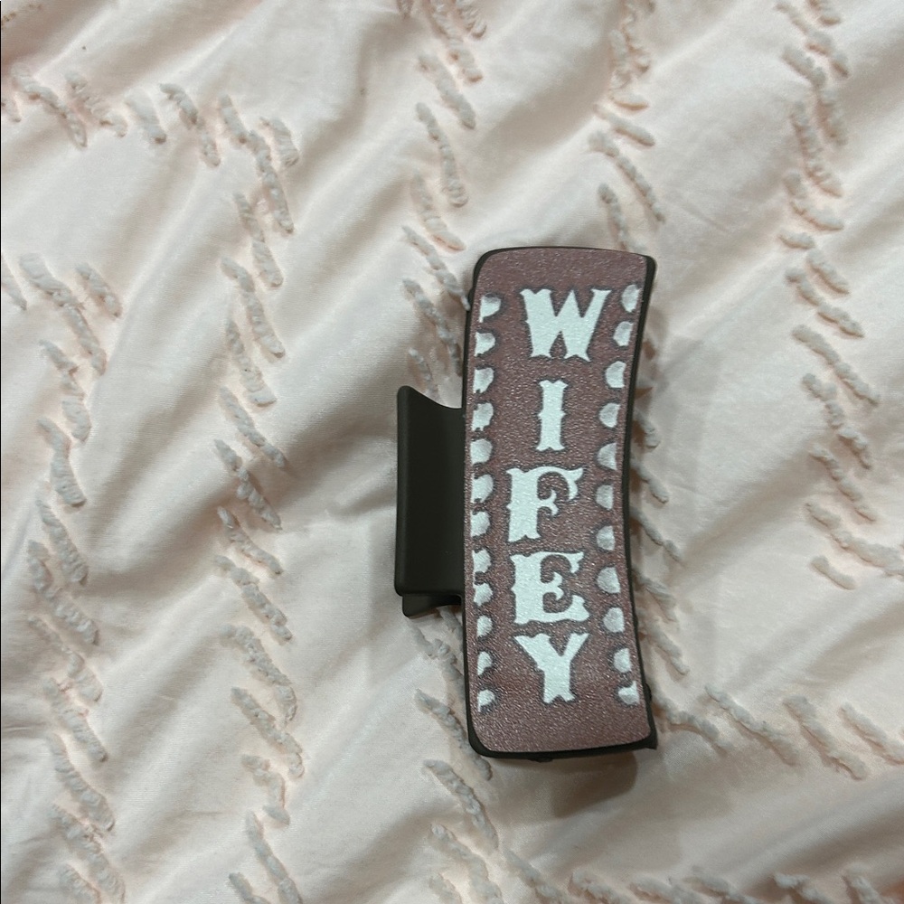 Brown Hair Clip with 'WIFEY' Design